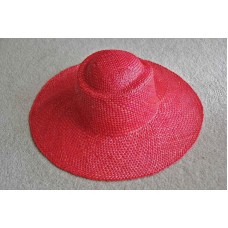 Red Straw Hat 15" diameter wide brim. Good condition. Mujer&apos;s medium head  eb-21069159